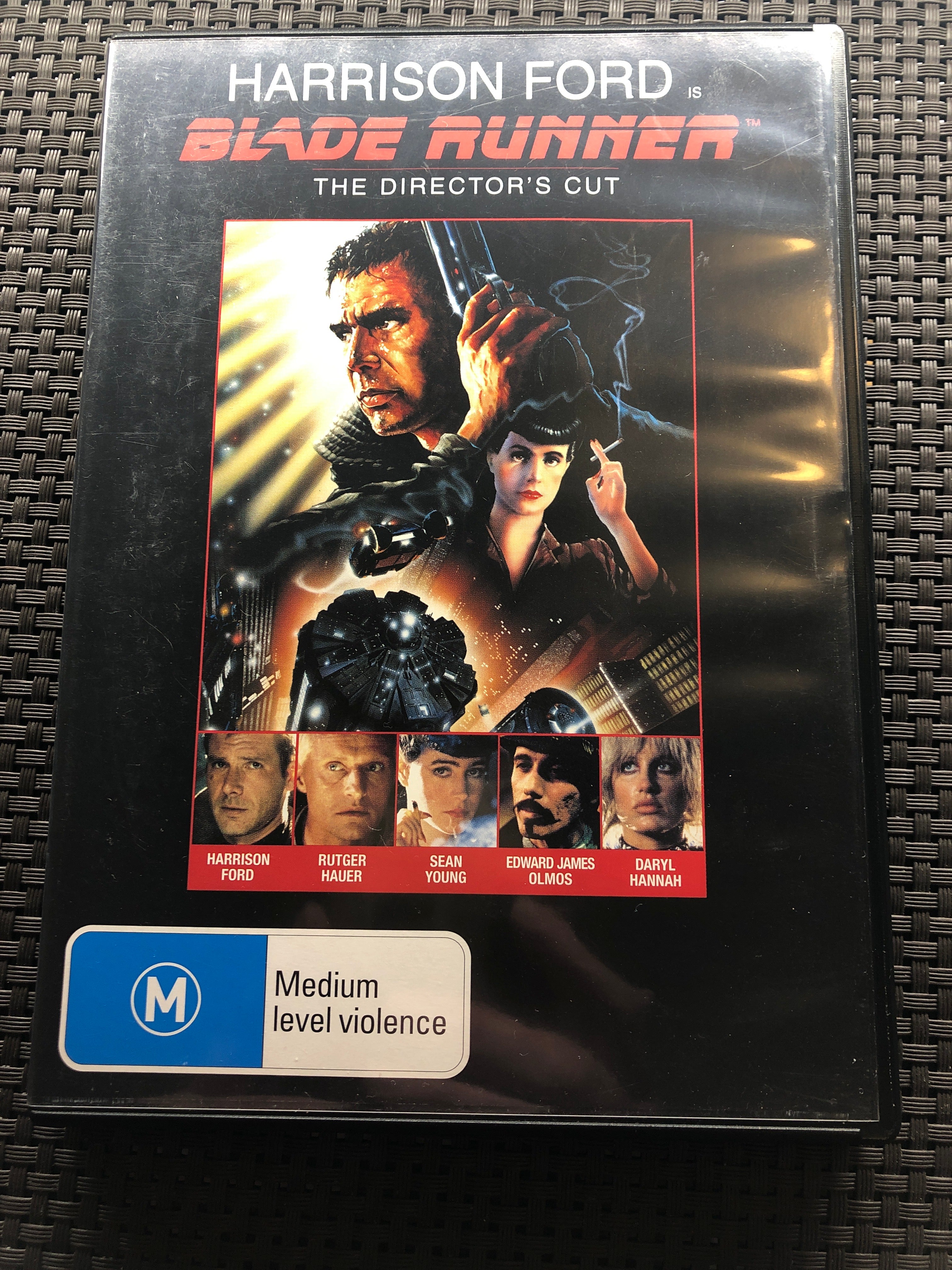BLADE RUNNER THE DIRECTOR'S CUT  - (PAL Region 4) DVD Cleaned and Tested